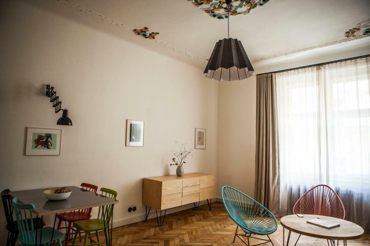 The Emerald Prague Luaran gambar