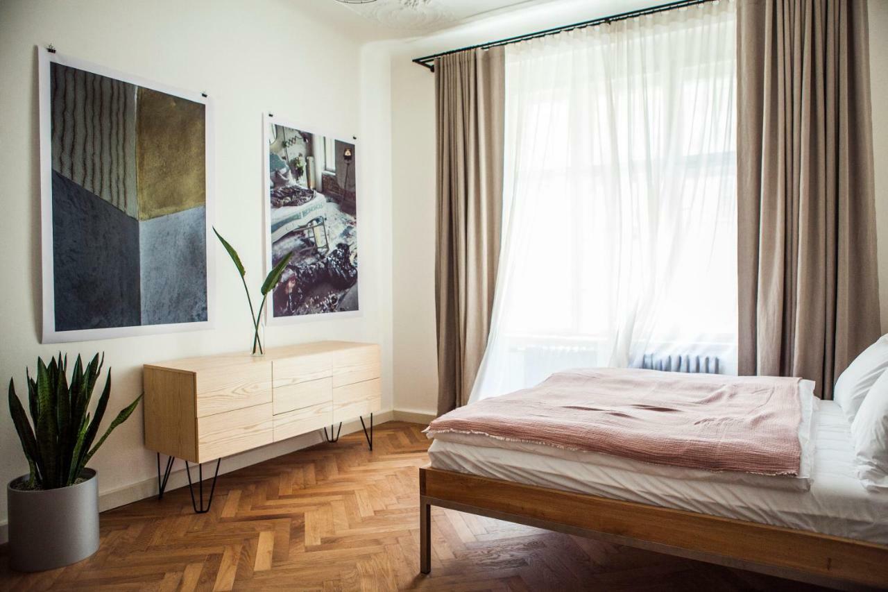 The Emerald Prague Luaran gambar