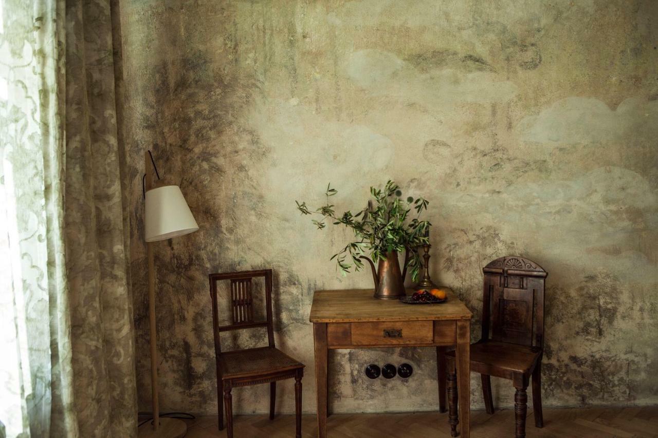 The Emerald Prague Luaran gambar